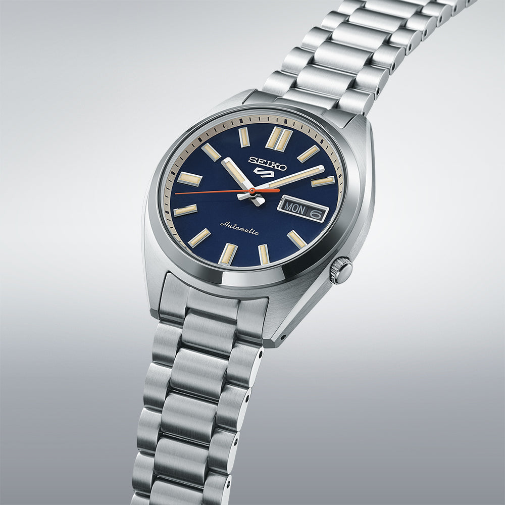 Seiko 5 Sports SRPK87 SNXS ‘Rinse blue’ Classic Sports SRPK87K1
