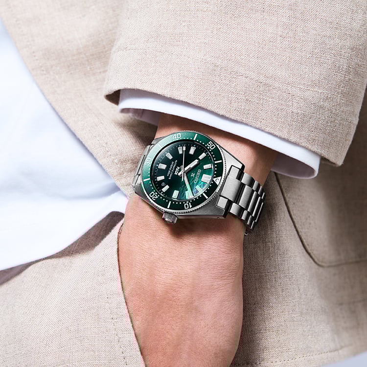 Seiko SPB501J1 Prospex 1965 Heritage Diver’s PADI Special Edition in Green SPB501