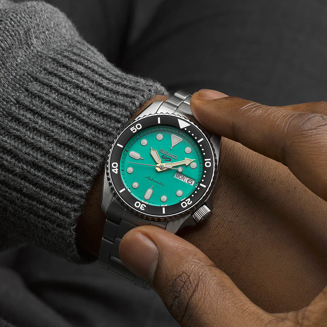 Seiko 5 Sports SKX ‘Midi’ Teal SRPK33K1 SRPK33