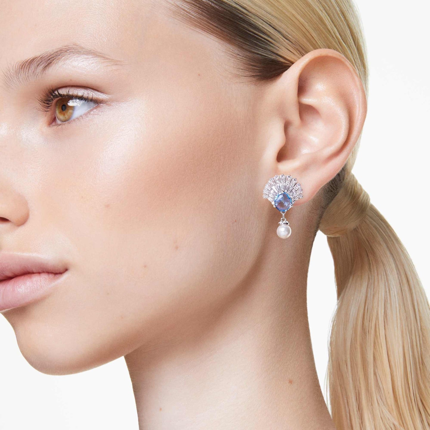 Idyllia drop earrings Crystal pearl, Shell, Blue, Rhodium plated 5680301