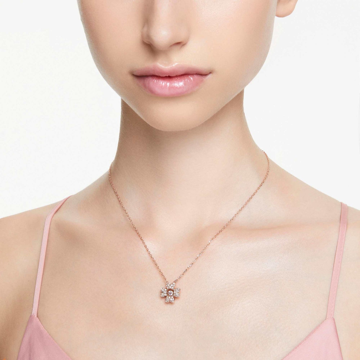 Idyllia pendant Clover, White, Rose gold-tone plated 5674211