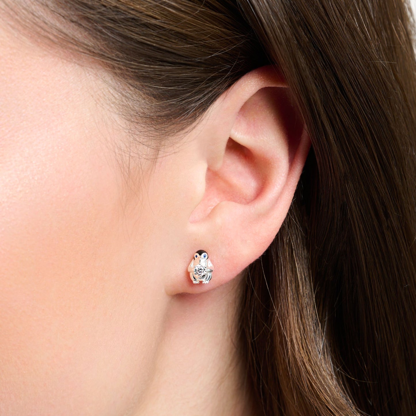 Single ear stud penguin with white stone silver H2258-041-7