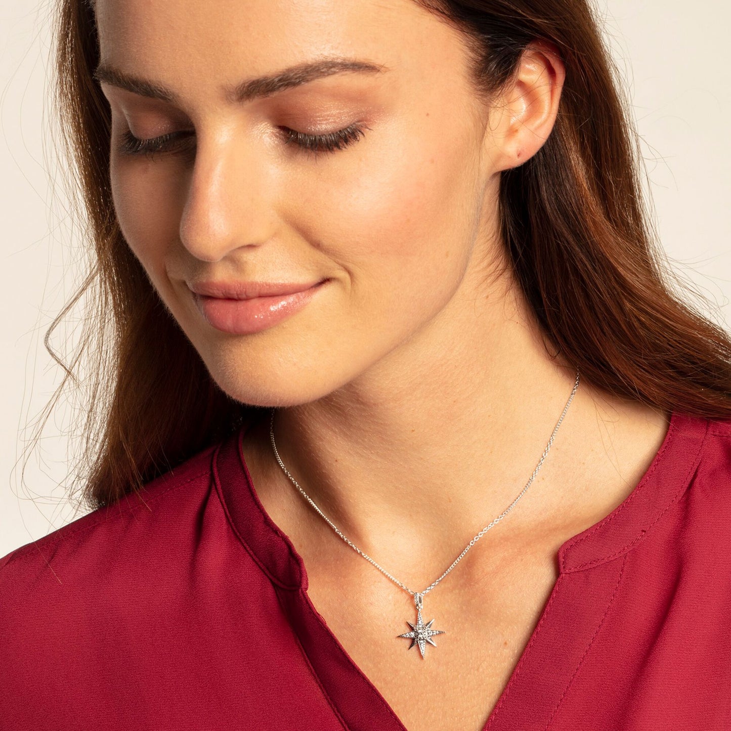 Necklace royalty star white KE1825-643-14-L45V