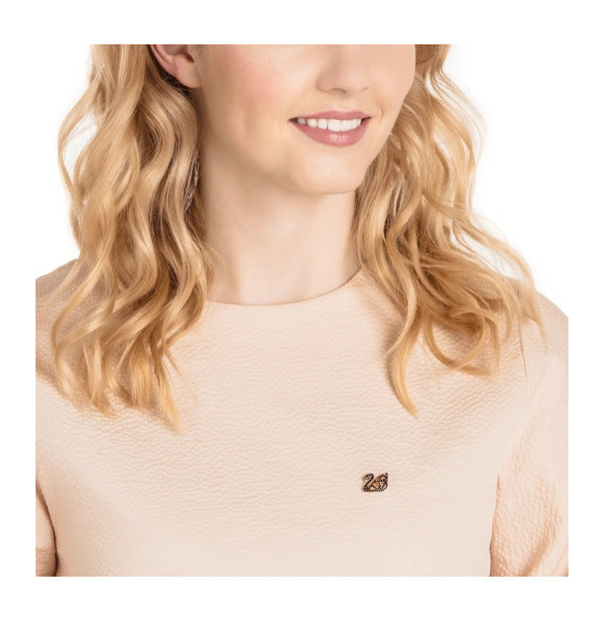 SWAROVSKI Facet Swan Brooch 5439870