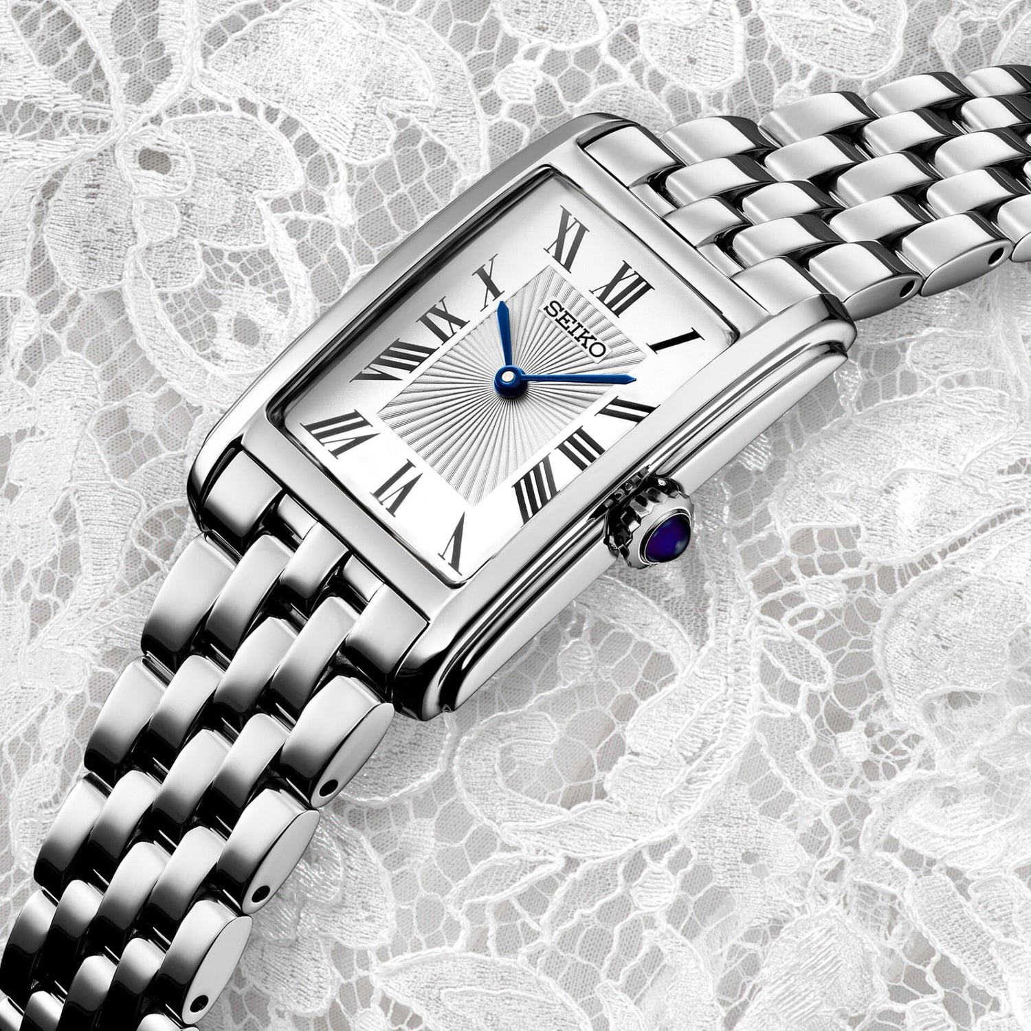 SWR083 silver dial classic quartz timepiece
