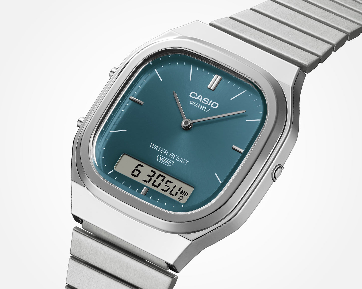 Casio Vintage AQ240E-3A watch with blue sunray dial and silver band