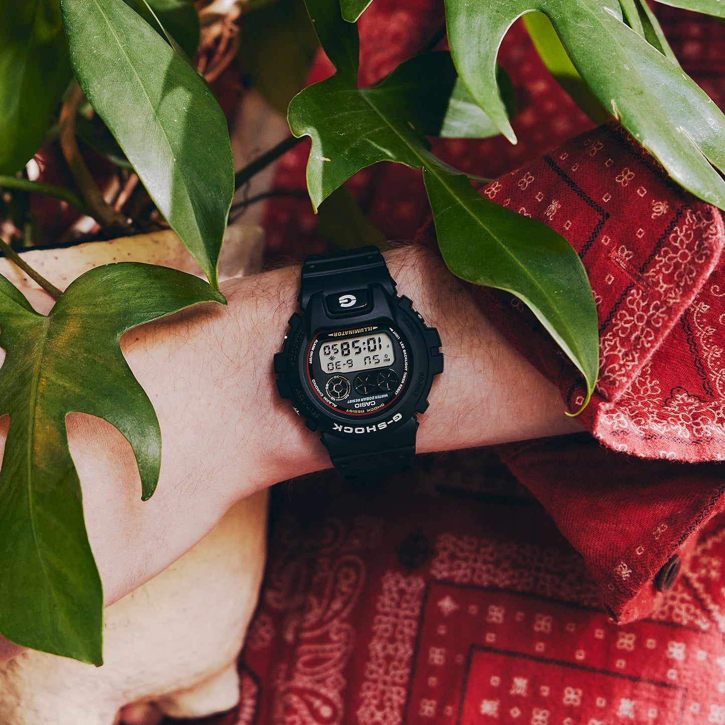 CASIO G-SHOCK DIGITAL 6900 SERIES DW-6900RL-1 DW6900RL-1