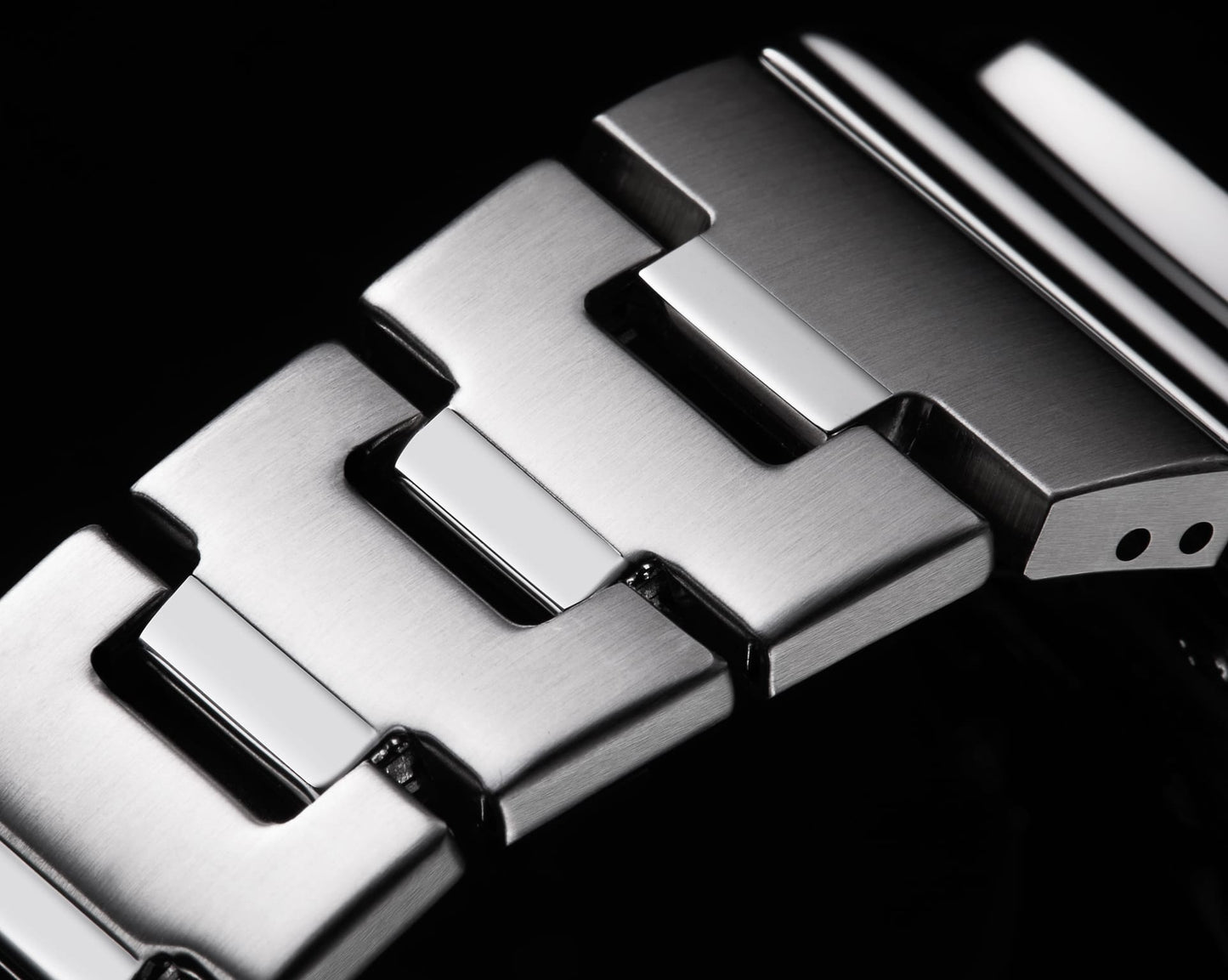 CASIO G-SHOCK G-STEEL 2100 Series GM2110D-8A GM-2110D-8A