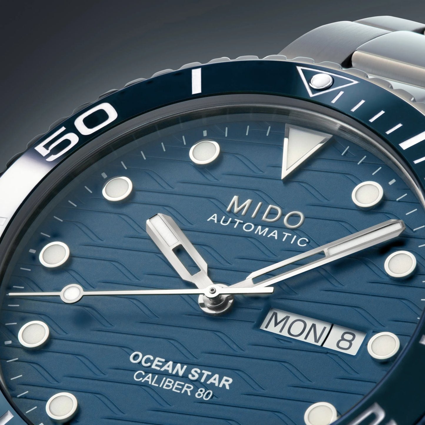 MIDO Ocean Star 200C 42.5mm M042.430.11.041.00 M0424301104100