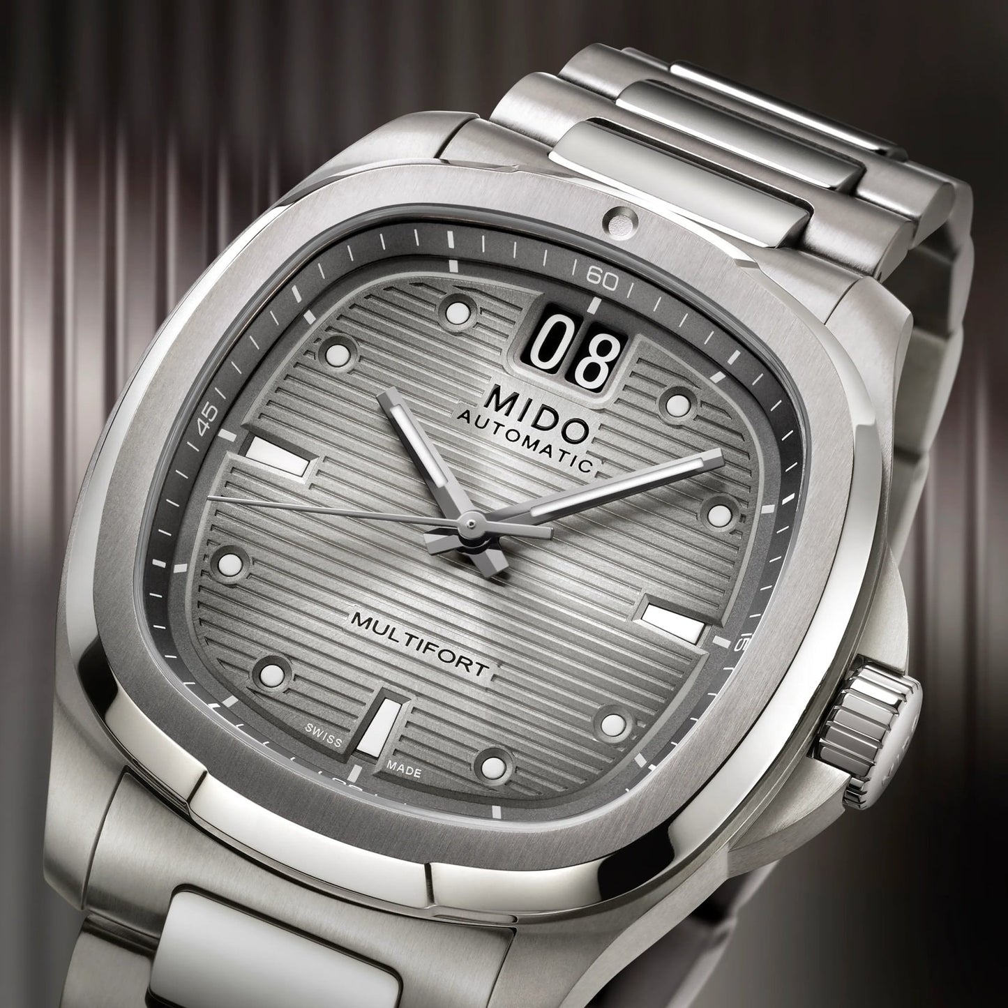 MIDO Multifort TV Big Date Titanium 39.2 x 40mm M049.526.44.081.00 M0495264408100