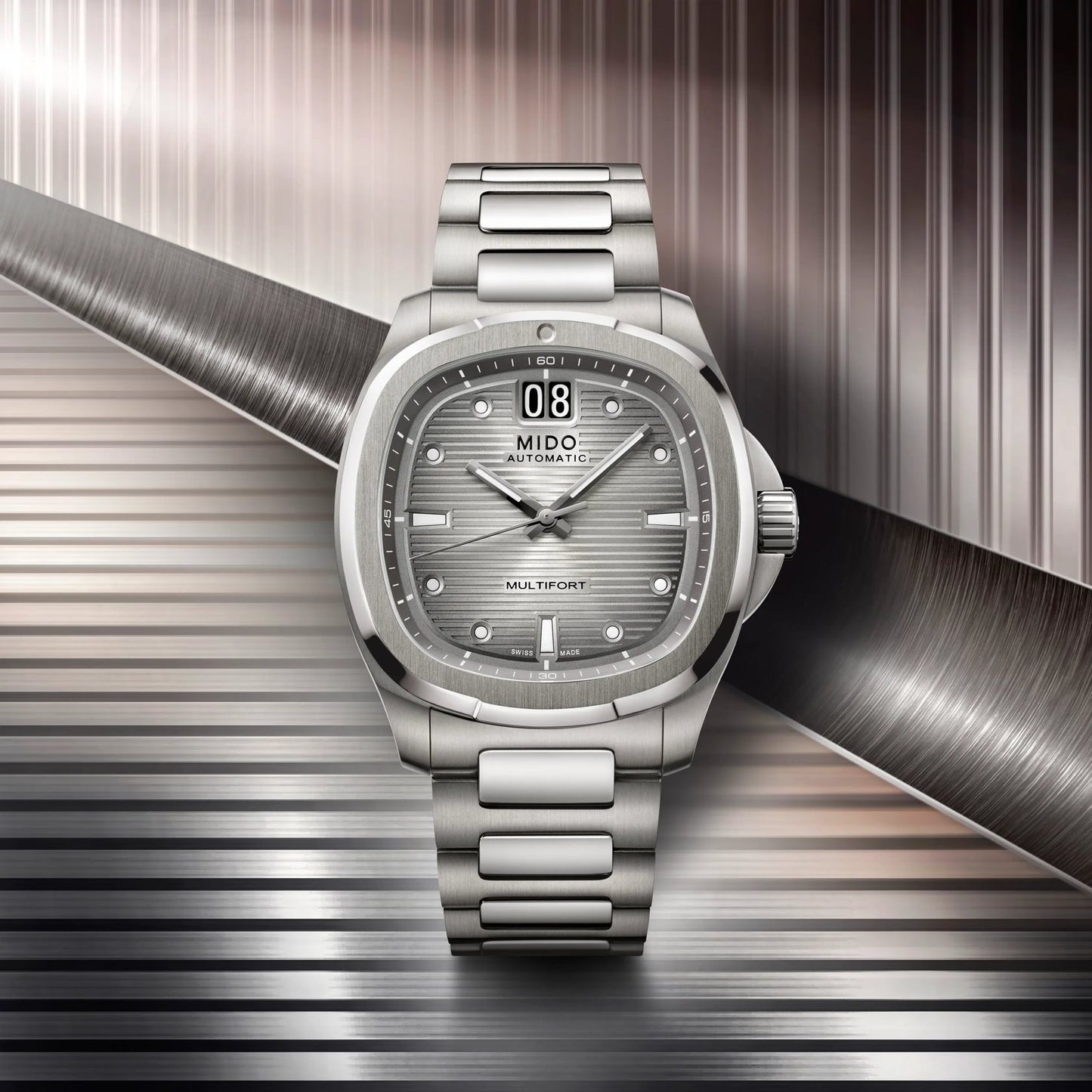 MIDO Multifort TV Big Date Titanium 39.2 x 40mm M049.526.44.081.00 M0495264408100