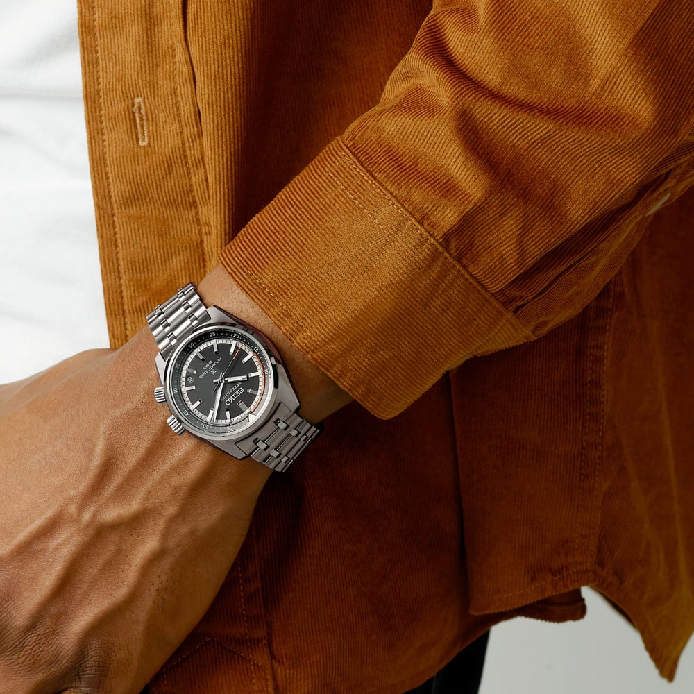 Seiko SPB515 Speedtimer 6R ‘Compact Countdown’ in black-grey contrast SPB515J1