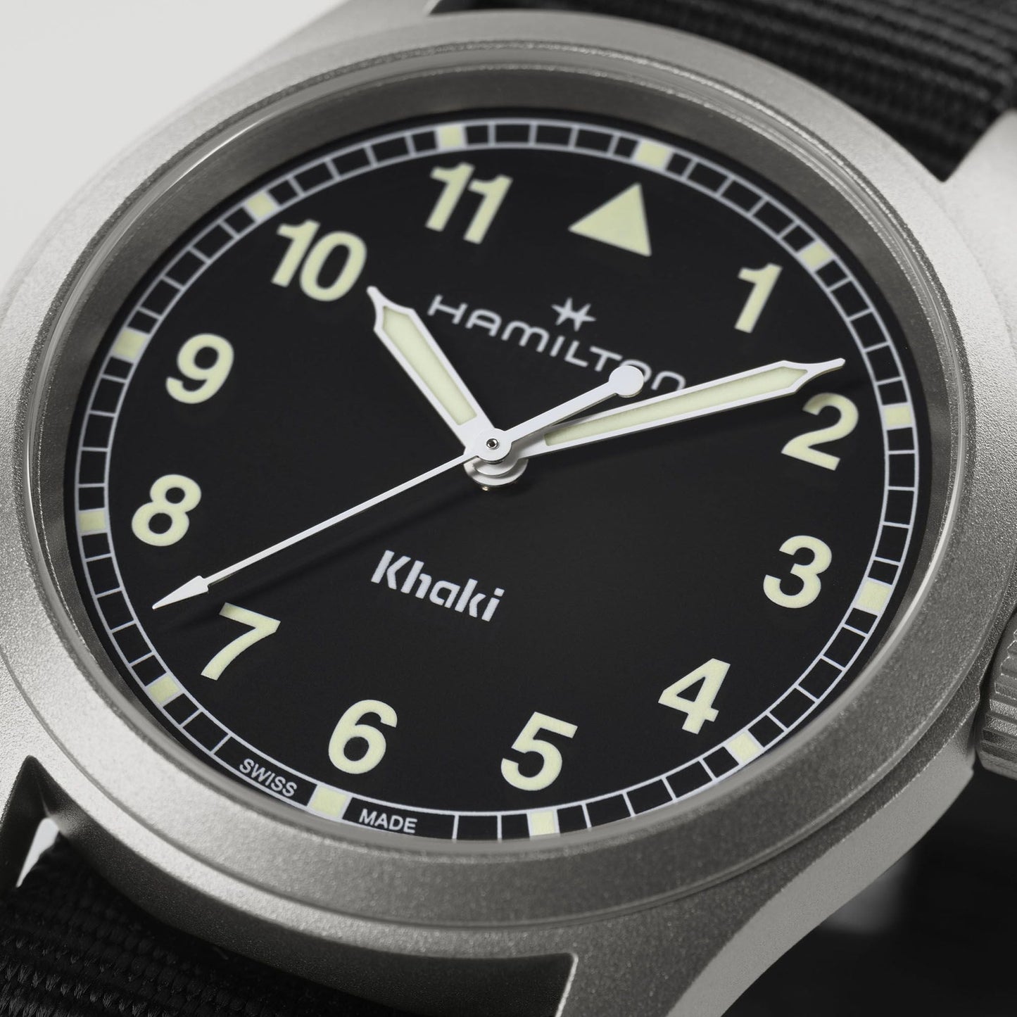 Hamilton Khaki Field Quartz 38mm Quartz 38mm H69401430