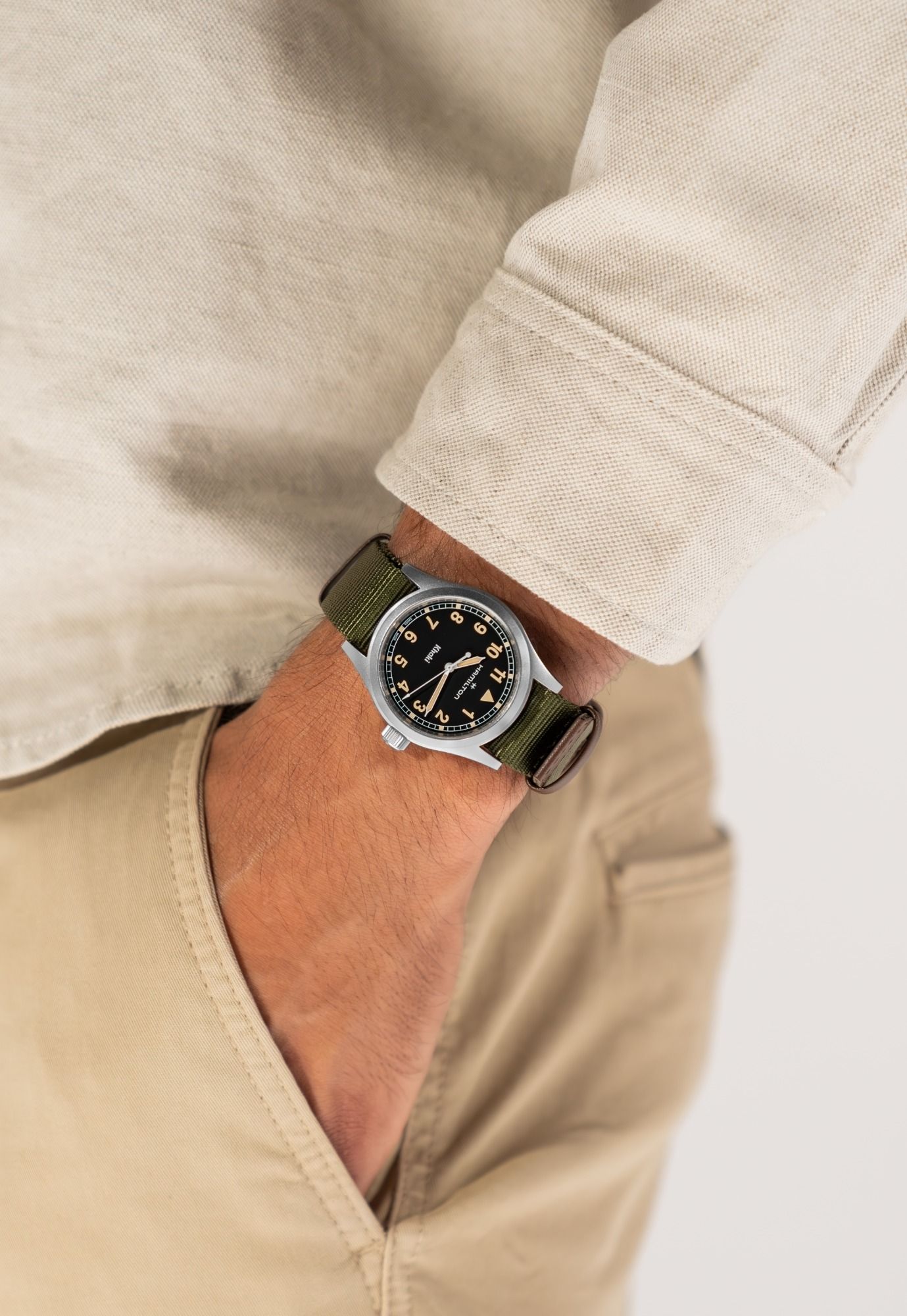 Hamilton Khaki Field Quartz 38mm H69401930