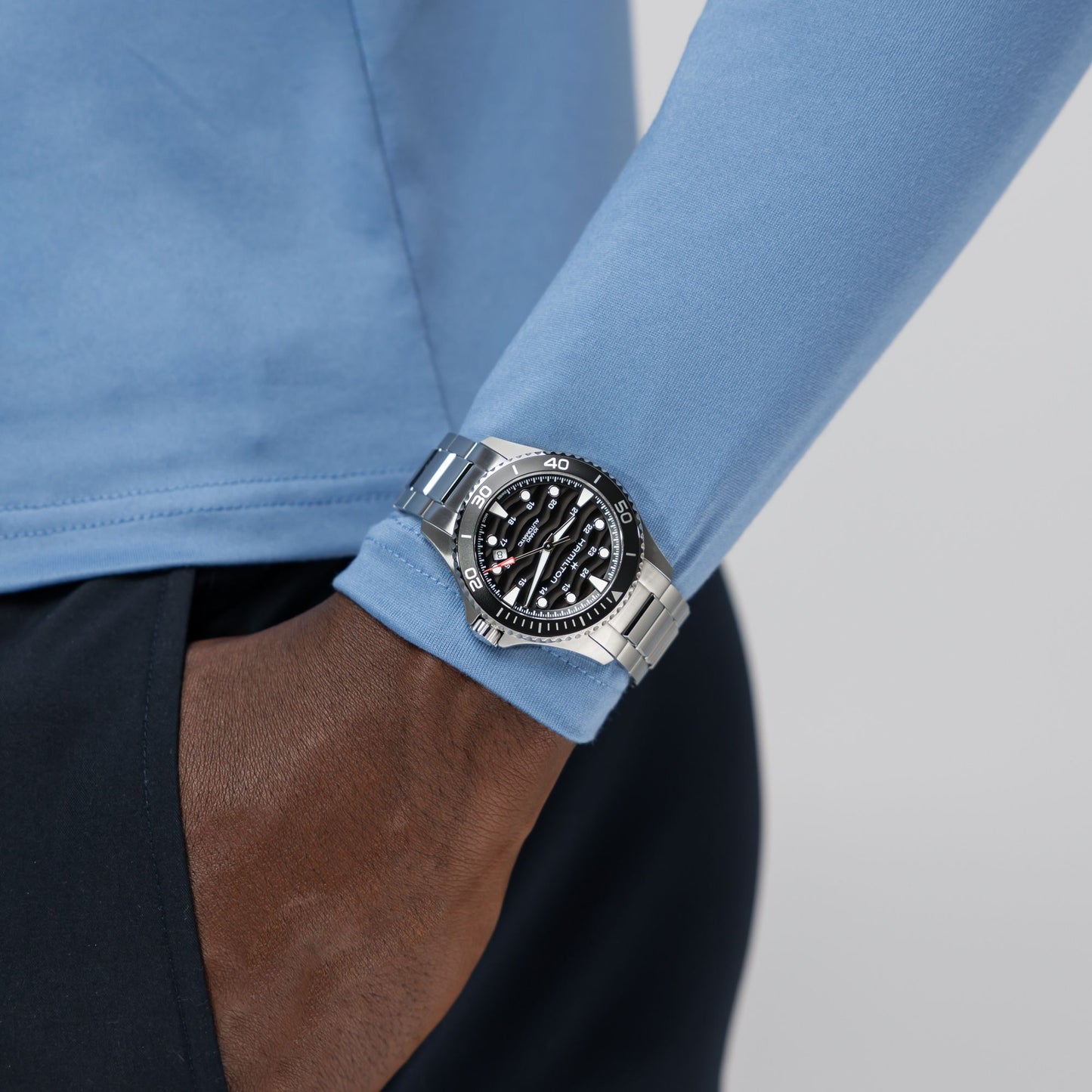 Hamilton Khaki Navy Scuba 40mm Automatic H82415130