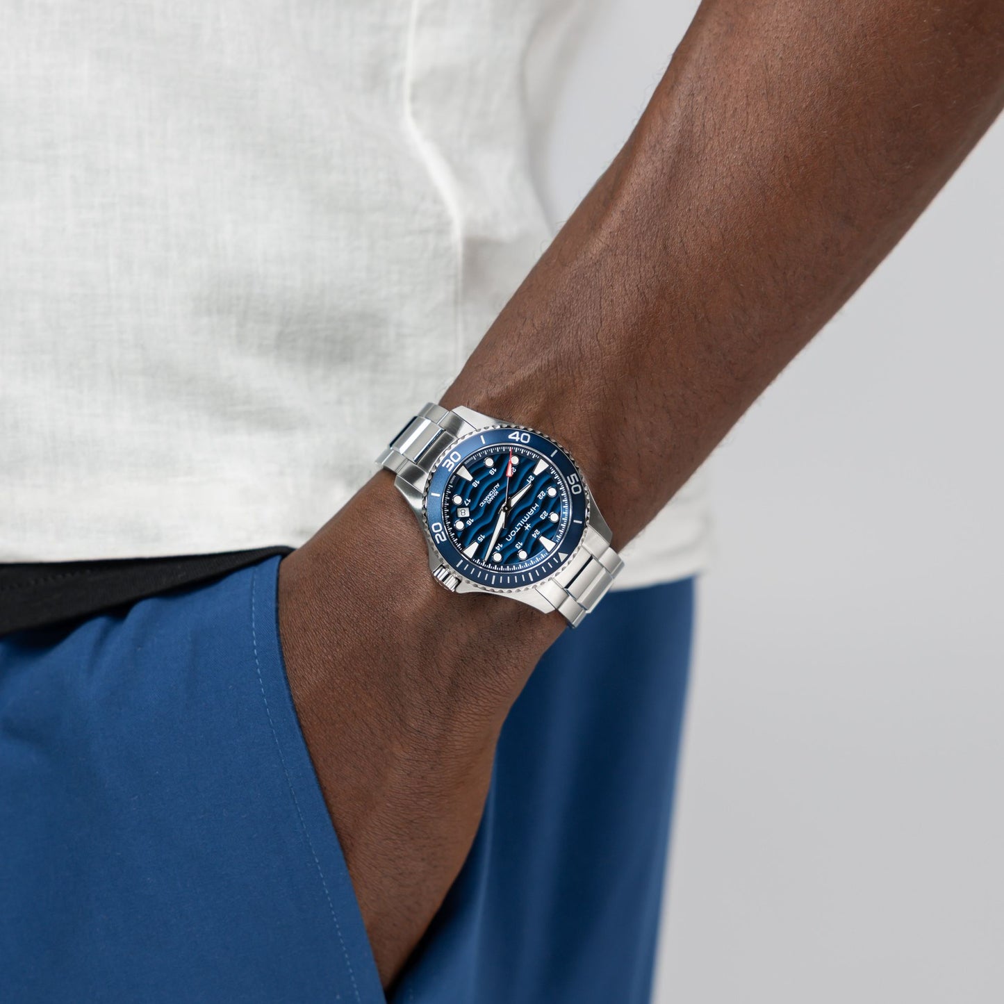 Hamilton Khaki Navy Scuba 40mm Automatic H82425140
