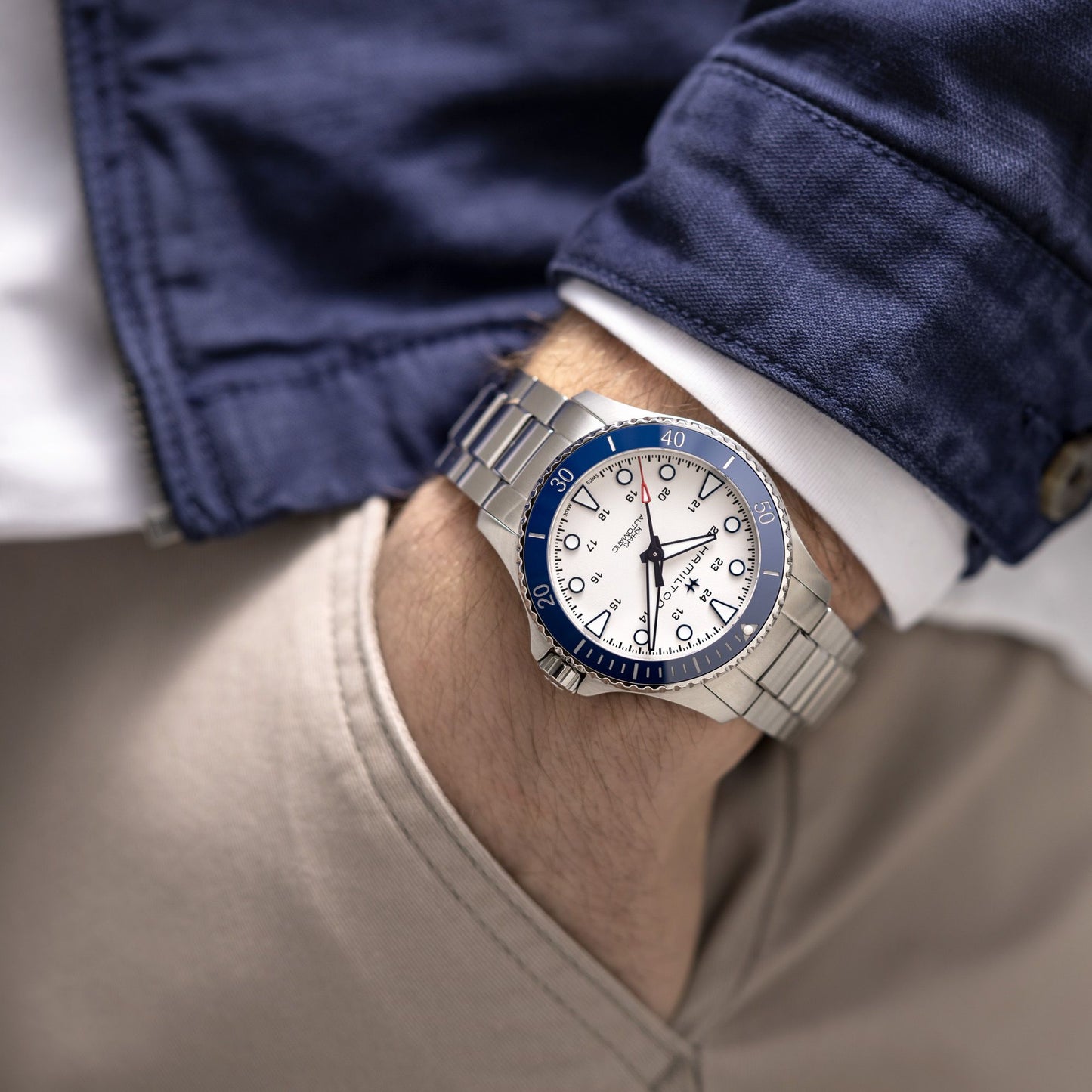 Hamilton Khaki Navy Scuba Auto Automatic 43mm H82505150